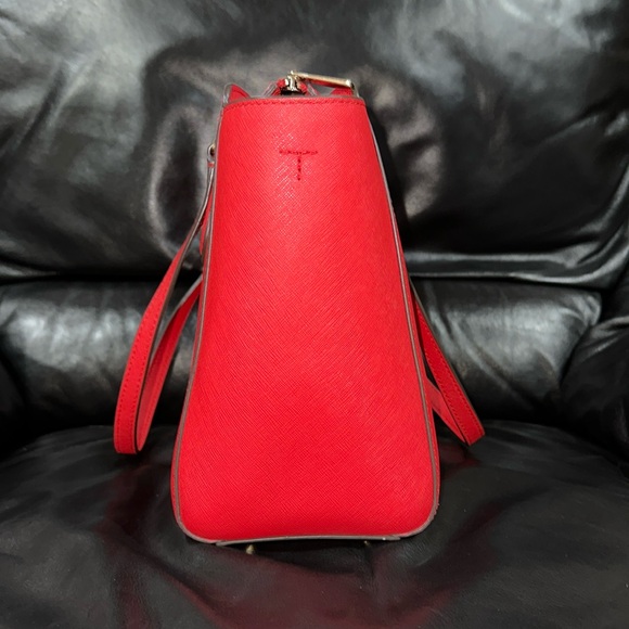 🔥🔥🔥Tory Burch Red Leather Emerson Convertible Zip Tote Shoulder Bag - Picture 9 of 12